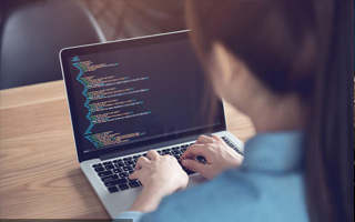 明港 api php源码,下载的php源码怎么运行呢？